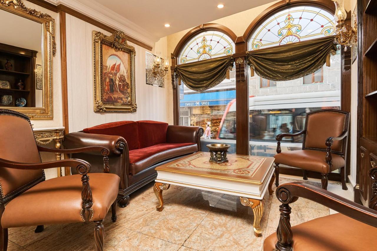 Western Empire Palace & İstanbul