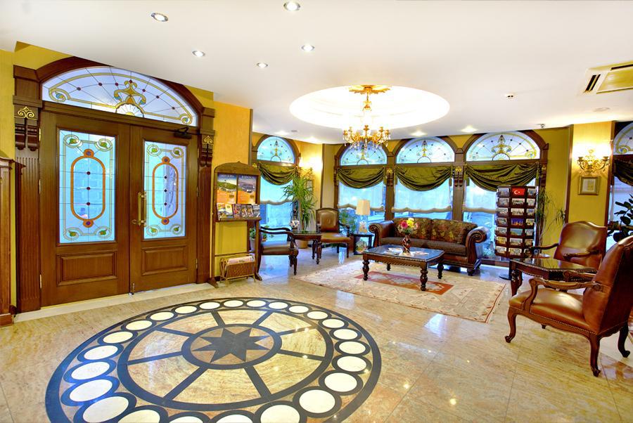 Otel Western Empire Palace &