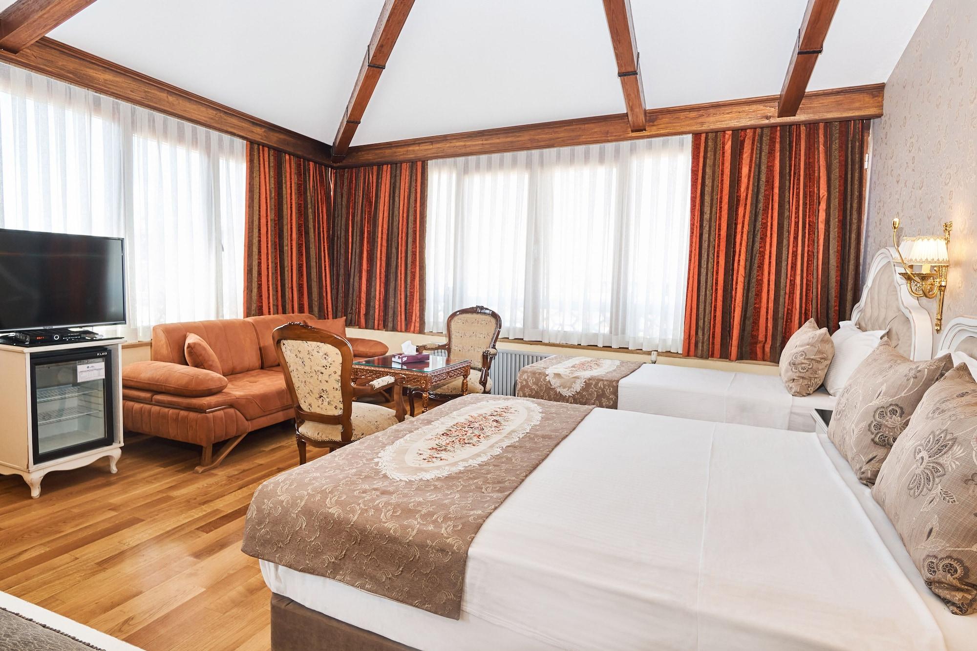 Otel Western Empire Palace & 4*